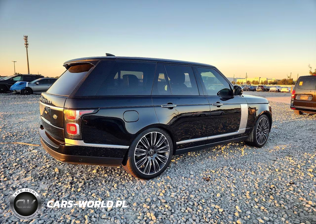 2018 Land Rover Range Rover Autobiography VIN:SALGV2RE0JA512095 - 3