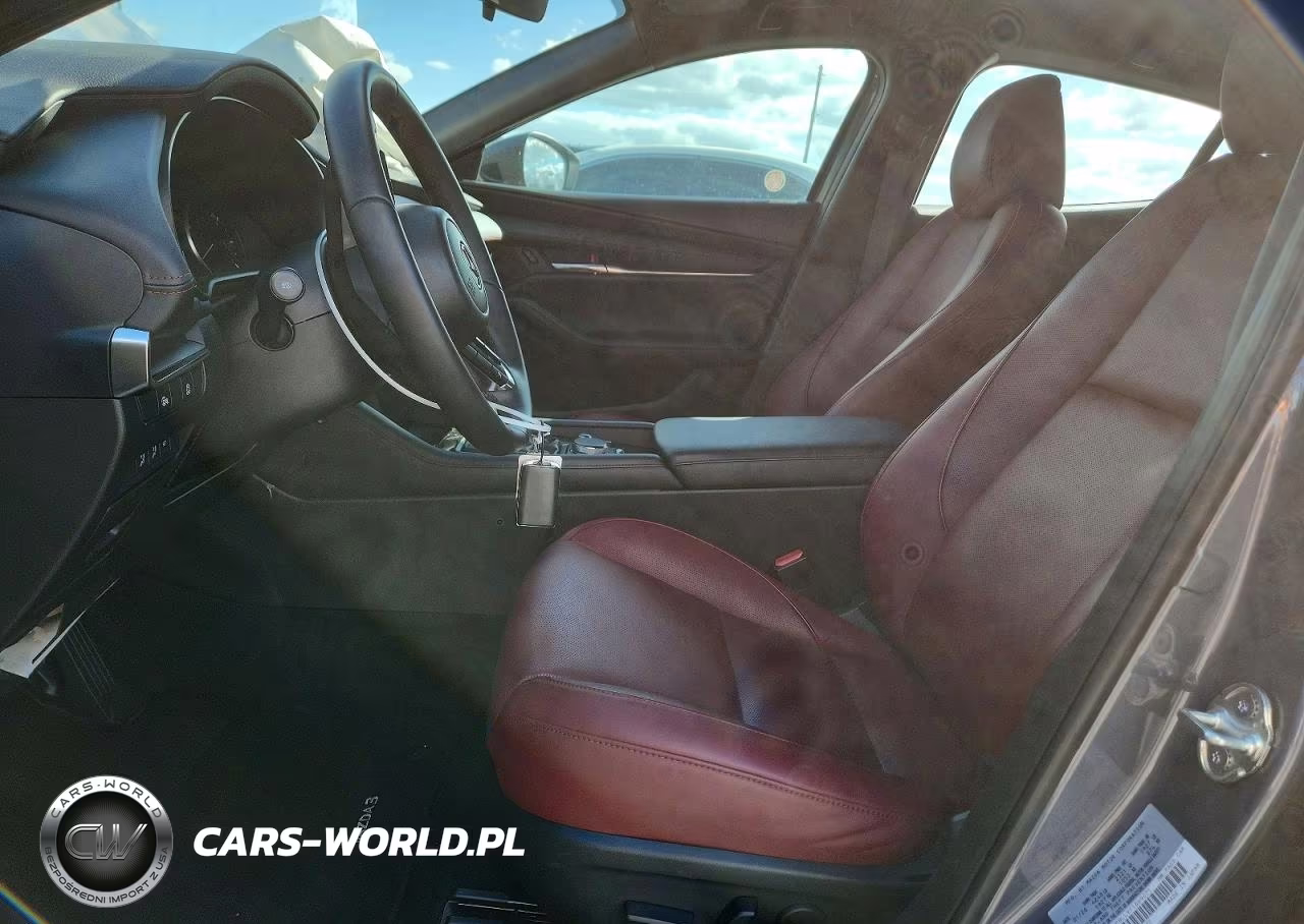 2026 Mazda 3 Preferred VIN:JM1BPBLL9T1869071 - 7