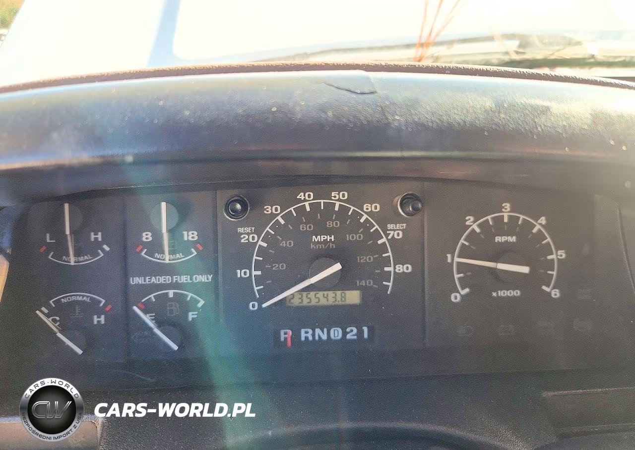 1996 Ford Bronco U100 VIN:1FMEU15H6TLB27767 - 9