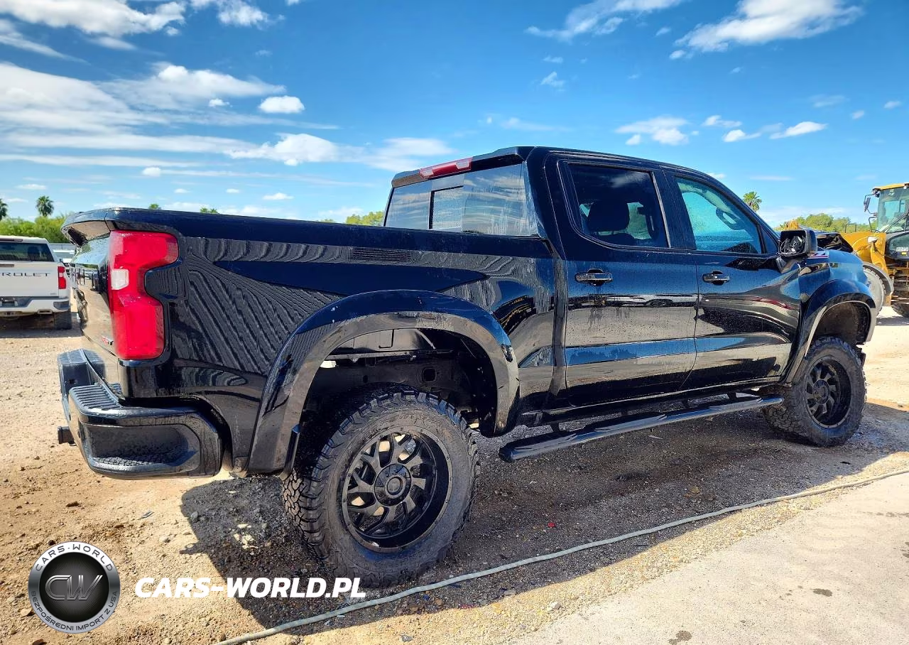 2024 Chevrolet Silverado 1500 4Wd Short Bed Rst VIN:1GCUDEEL3RZ376271 - 3