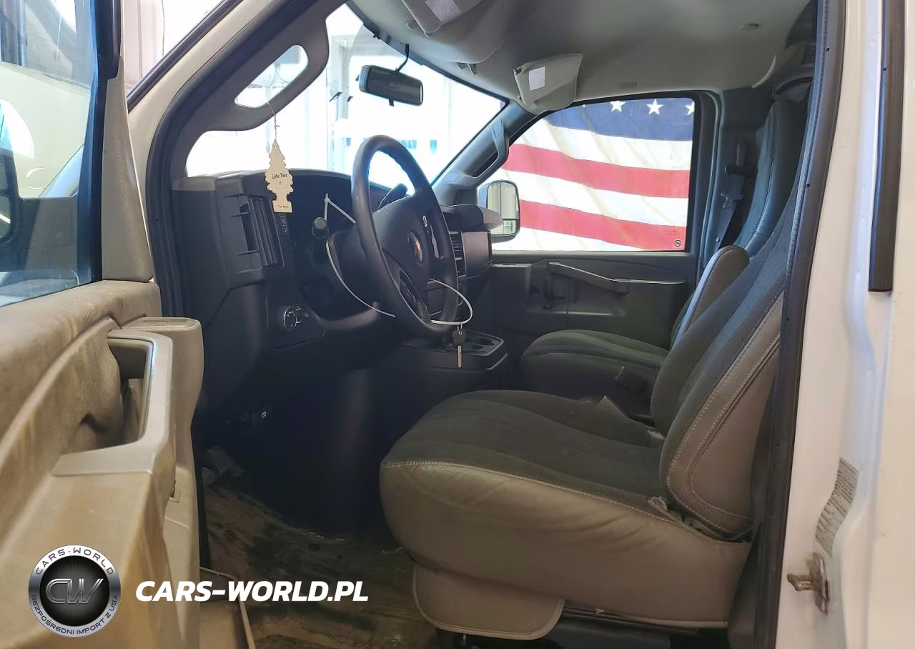 2020 Chevrolet Express G2500 VIN:1GCWGAFG3L1179892 - 7