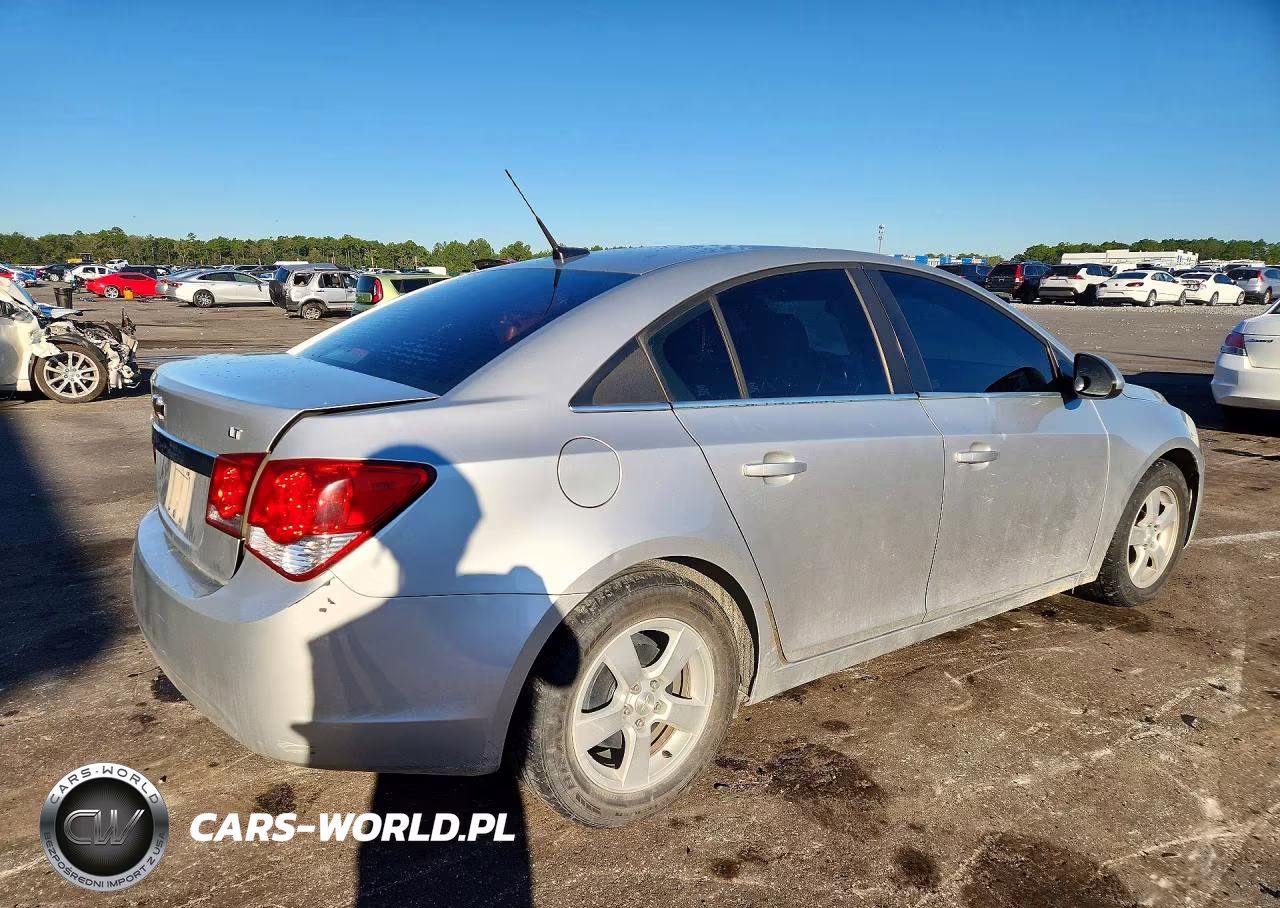 2014 Chevrolet Cruze Lt VIN:1G1PC5SB6E7427157 - 3