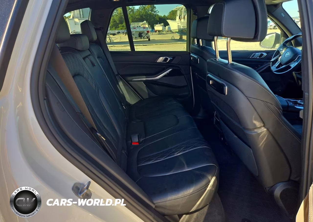 2025 BMW X5 xDrive50E VIN:5UX43EU02S9Y16723 - 11