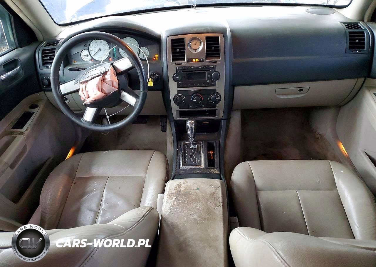 2005 Chrysler 300 Touring VIN:2C3JA53G45H587883 - 8