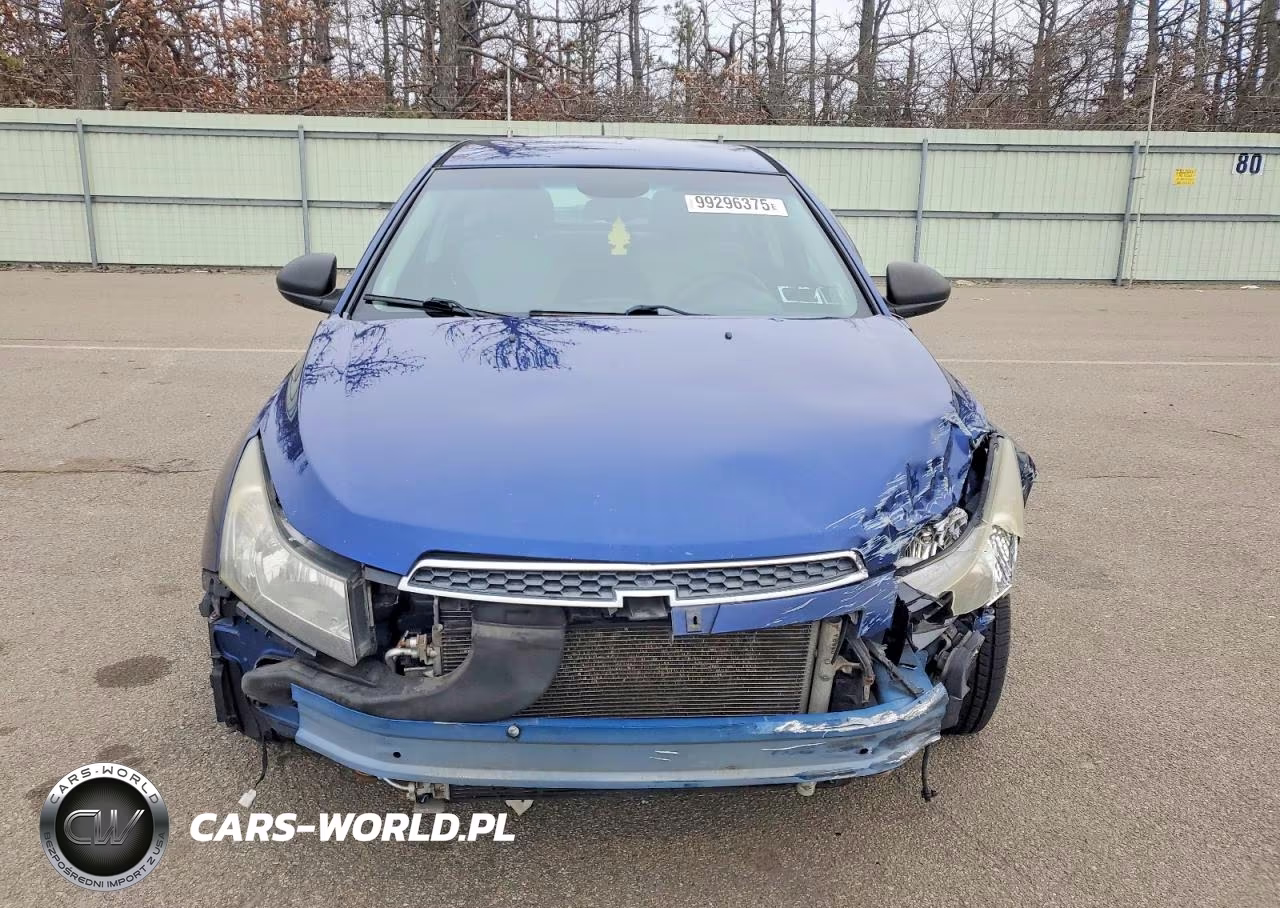 2013 Chevrolet Cruze VIN:1G1PA5SG9D7105483 - 5
