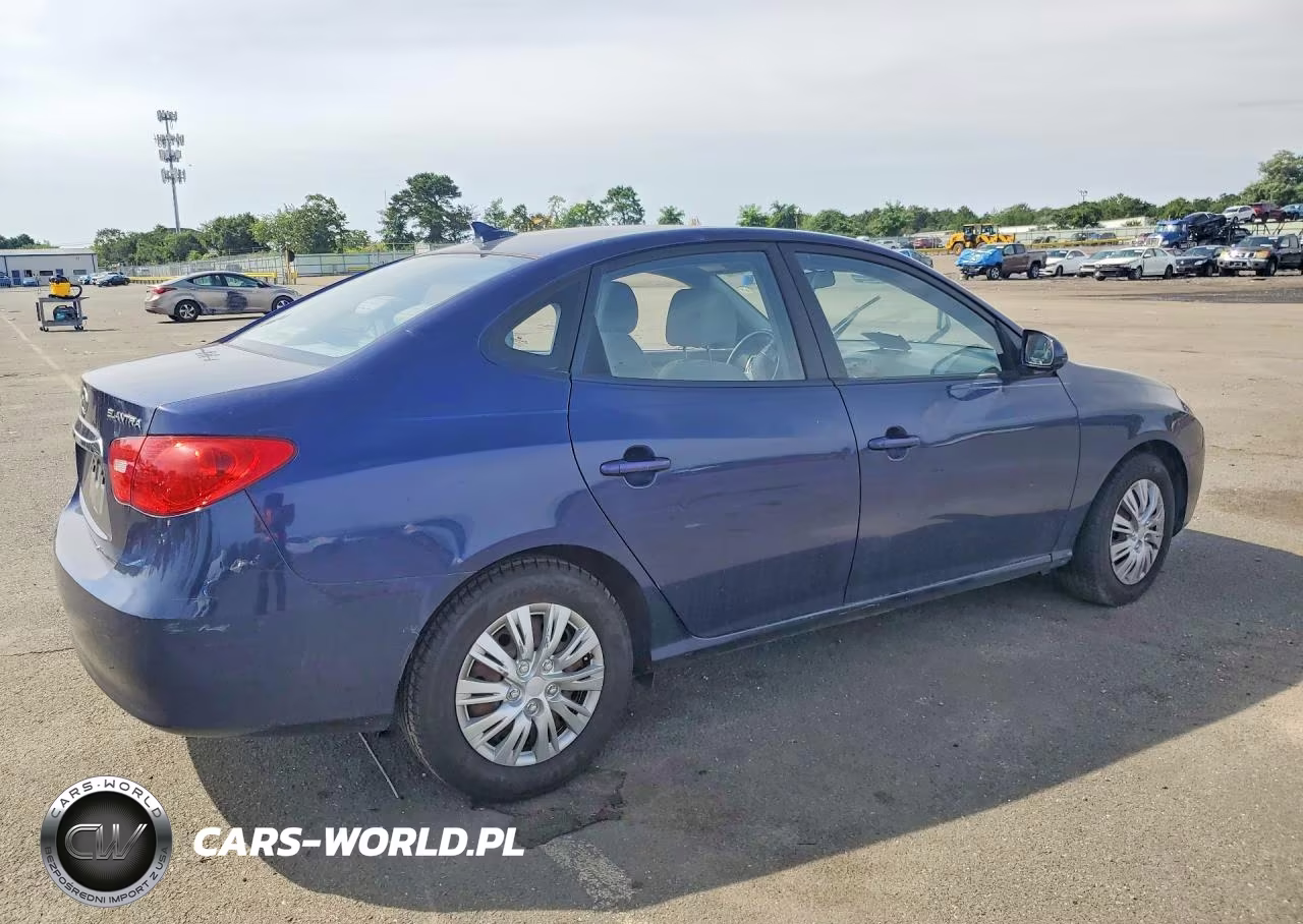 2010 Hyundai Elantra Gls VIN:KMHDU4AD3AU114059 - 3