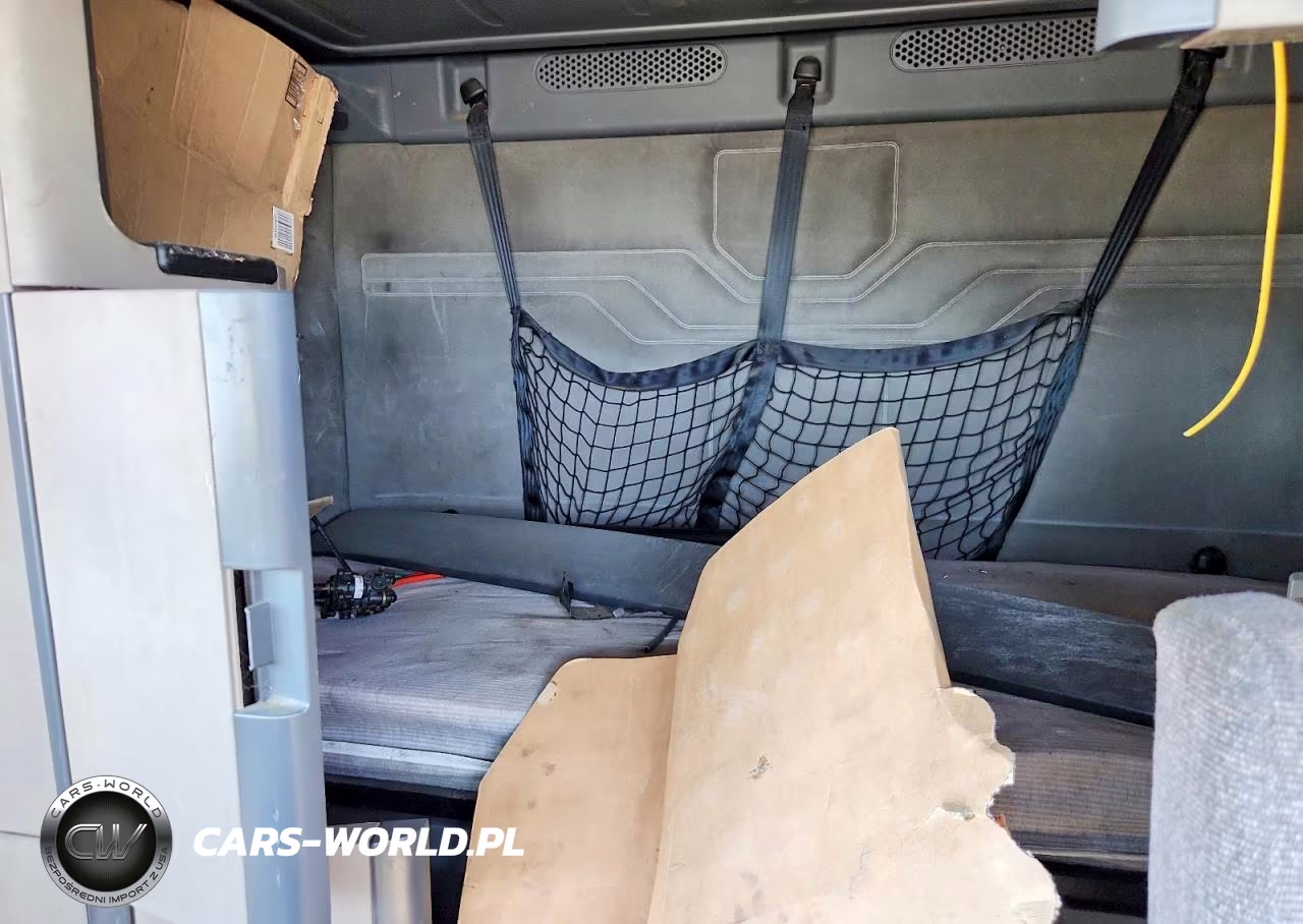 2014 Freightliner Cascadia Truck Cab And Chassis VIN:3AKJGLDV7ESFL8028 - 10