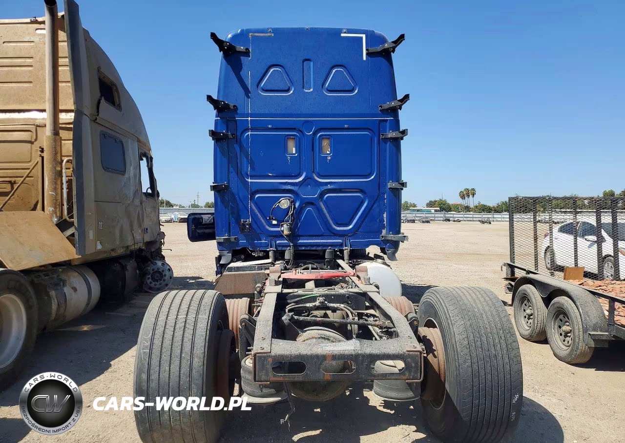 2014 Freightliner Cascadia Truck Cab And Chassis VIN:3AKJGLDV7ESFL8028 - 6