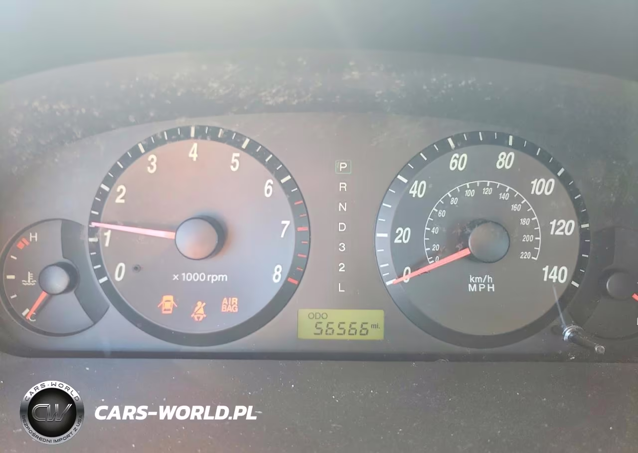 2004 Hyundai Elantra Gls VIN:KMHDN46D24U743693 - 9