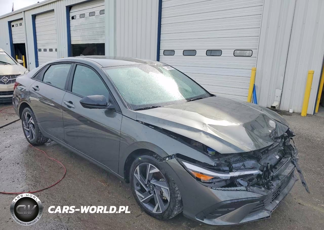 2025 Hyundai Elantra Sel Sport VIN:KMHLM4DG7SU869217 - 4