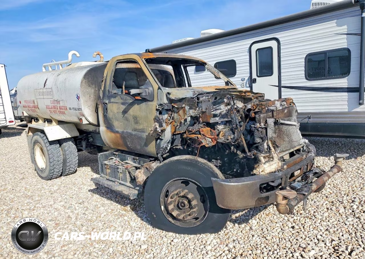 2017 Ford F750 Super Duty Water Truck