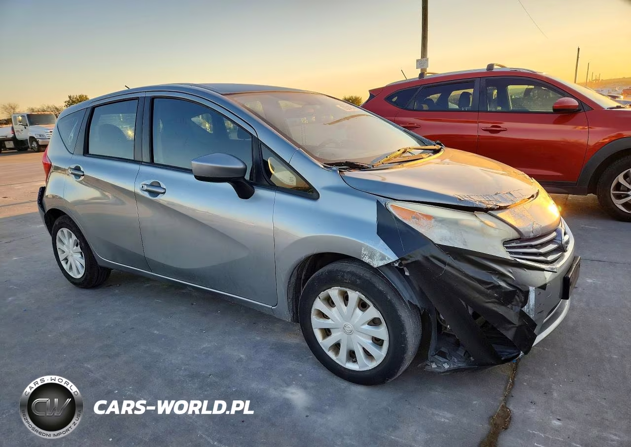 2015 Nissan Versa Note S Plus VIN:3N1CE2CPXFL406840 - 4