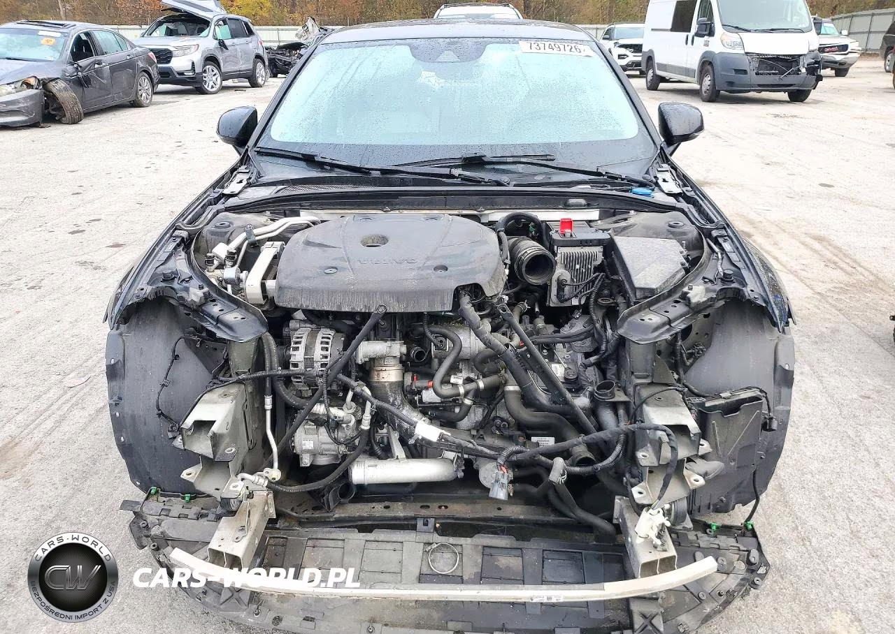 2019 Volvo S60 T6 Momentum VIN:7JRA22TK3KG003204 - 5