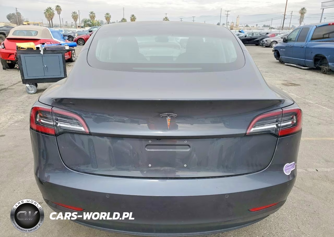 2018 Tesla Model 3 VIN:5YJ3E1EA7JF045378 - 6