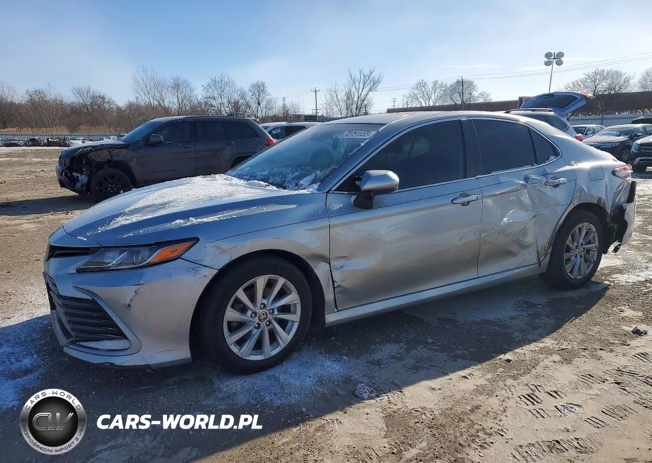 2021 Toyota Camry Le