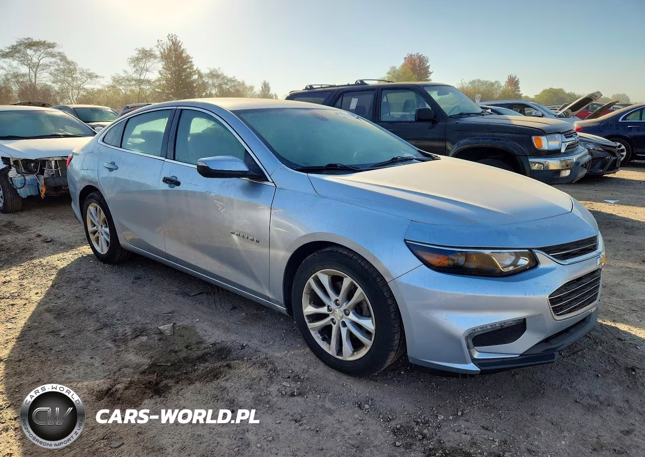 2017 Chevrolet Malibu Lt VIN:1G1ZE5ST7HF144417 - 4