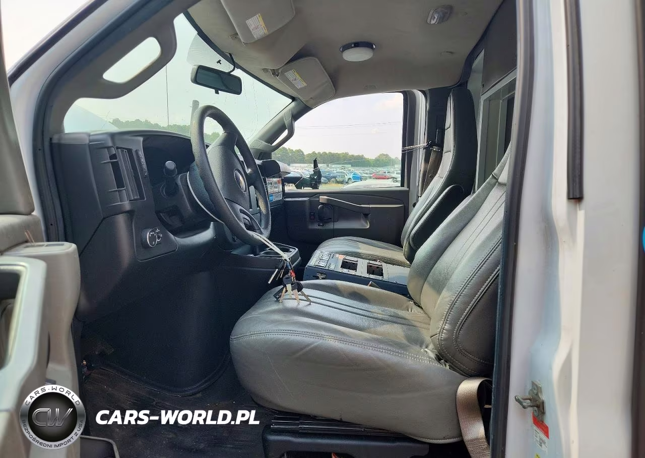 2023 Chevrolet Express G3500 VIN:1GB3GRF78P1221436 - 7