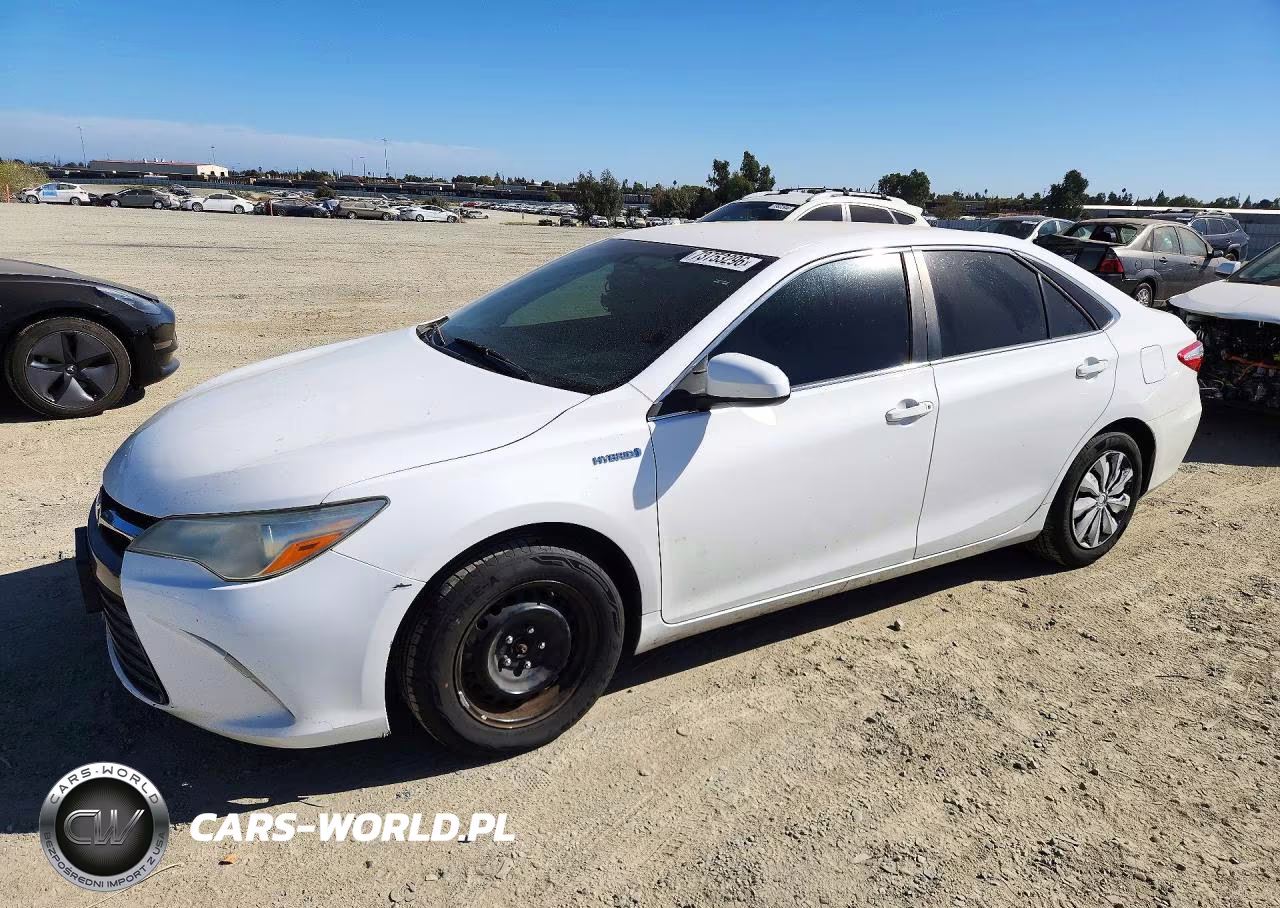 2017 Toyota Camry Hybrid Le