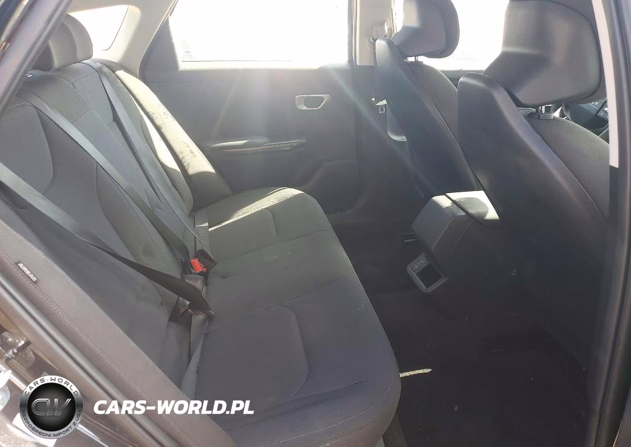 2026 Kia K4 Lxs VIN:3KPFT4DE3TE361054 - 10