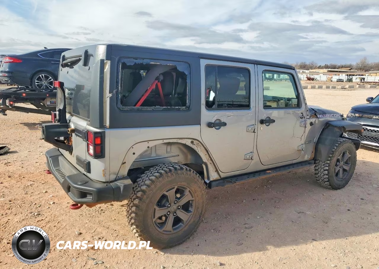2018 Jeep Wrangler Unlimited Rubicon VIN:1C4BJWFG7JL876240 - 3