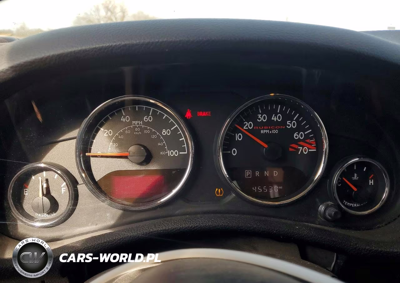 2018 Jeep Wrangler Unlimited Rubicon VIN:1C4BJWFG7JL876240 - 9