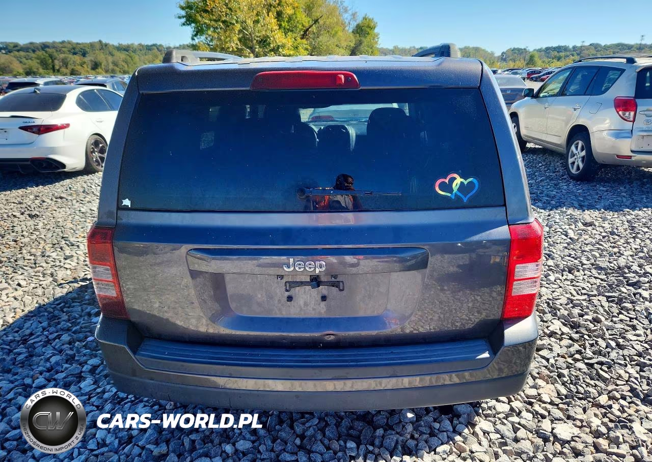 2015 Jeep Patriot Sport VIN:1C4NJPBB5FD387575 - 6