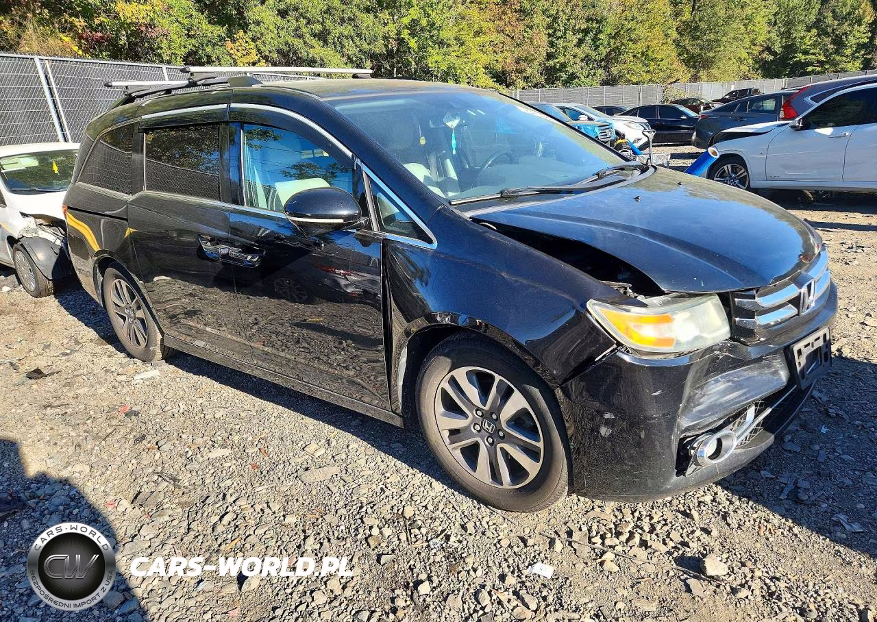 2016 Honda Odyssey Touring VIN:5FNRL5H90GB034126 - 4