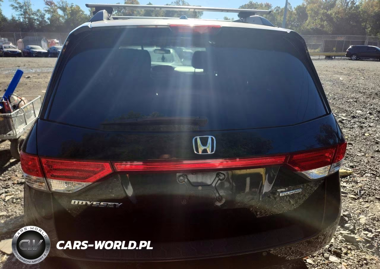 2016 Honda Odyssey Touring VIN:5FNRL5H90GB034126 - 6