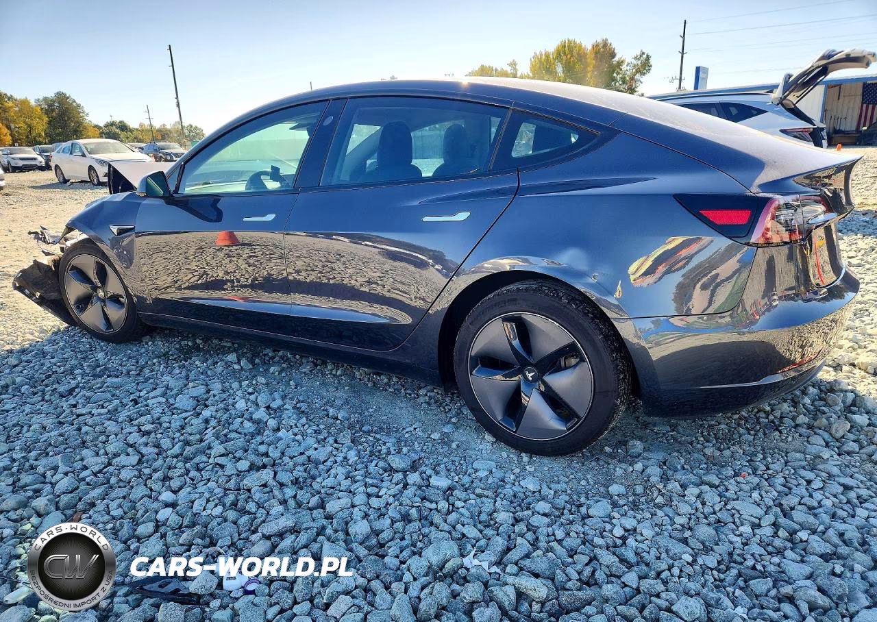 2018 Tesla Model 3 VIN:5YJ3E1EB3JF145731 - 2
