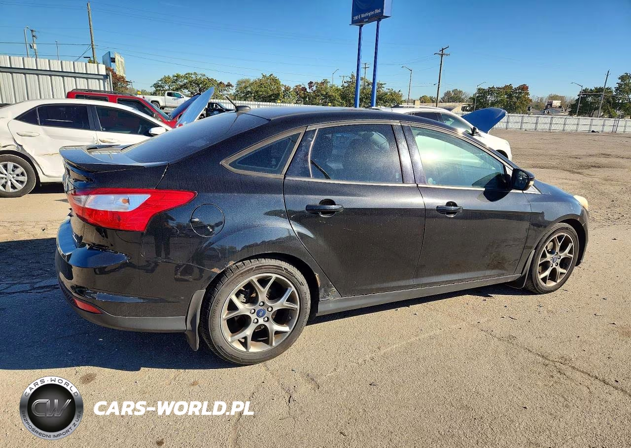 2013 Ford Focus Se VIN:1FADP3F25DL287109 - 3