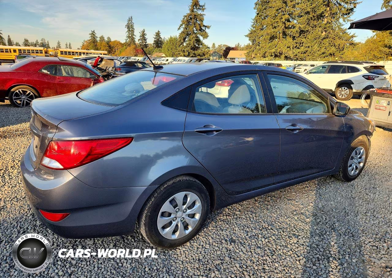 2017 Hyundai Accent Se VIN:KMHCT4AE3HU196618 - 3