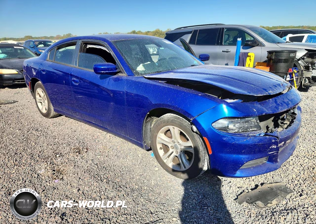 2018 Dodge Charger Sxt VIN:2C3CDXBG4JH200692 - 4