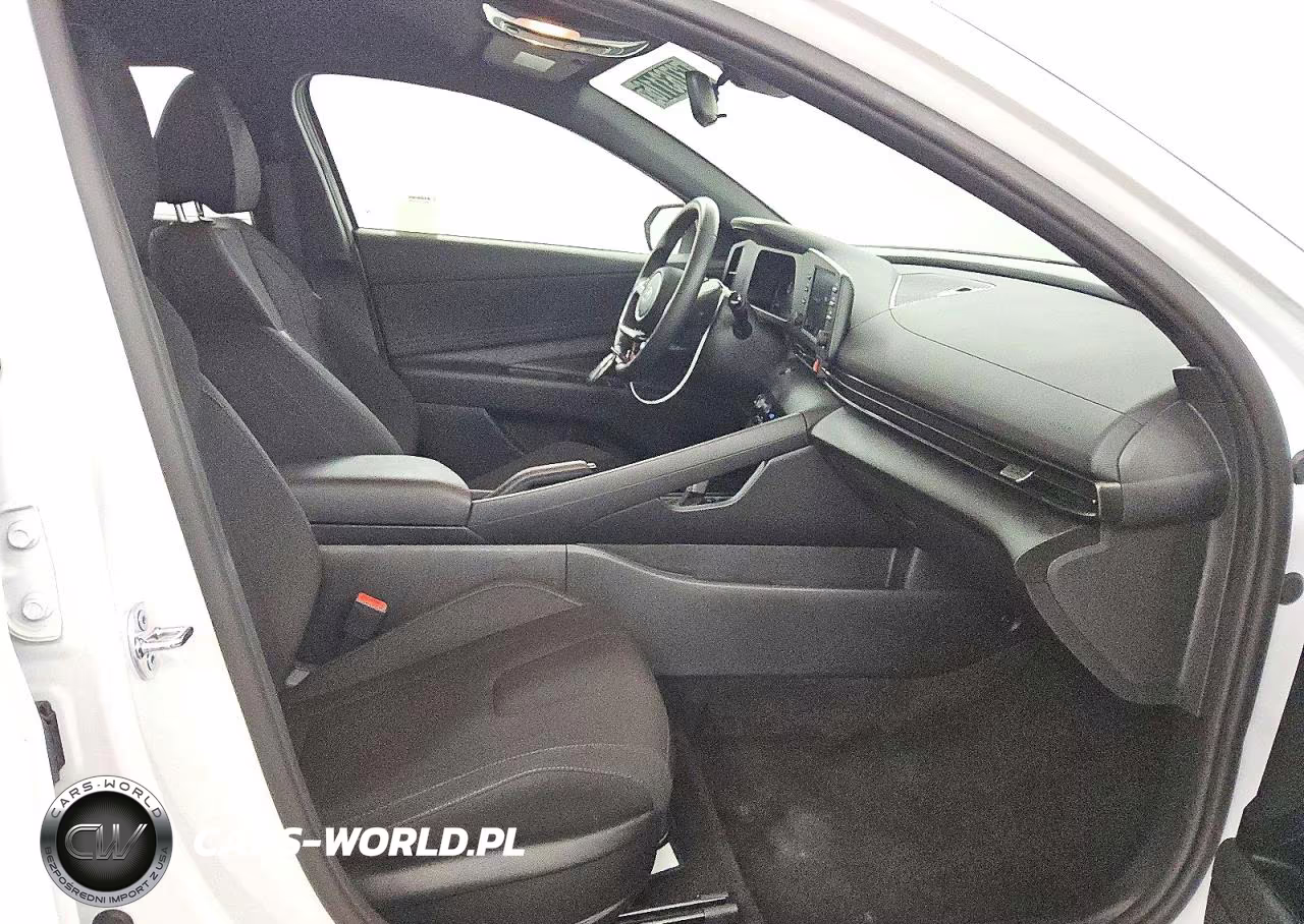 2026 Hyundai Elantra Sel Sport VIN:KMHLM4DG6TU152440 - 14