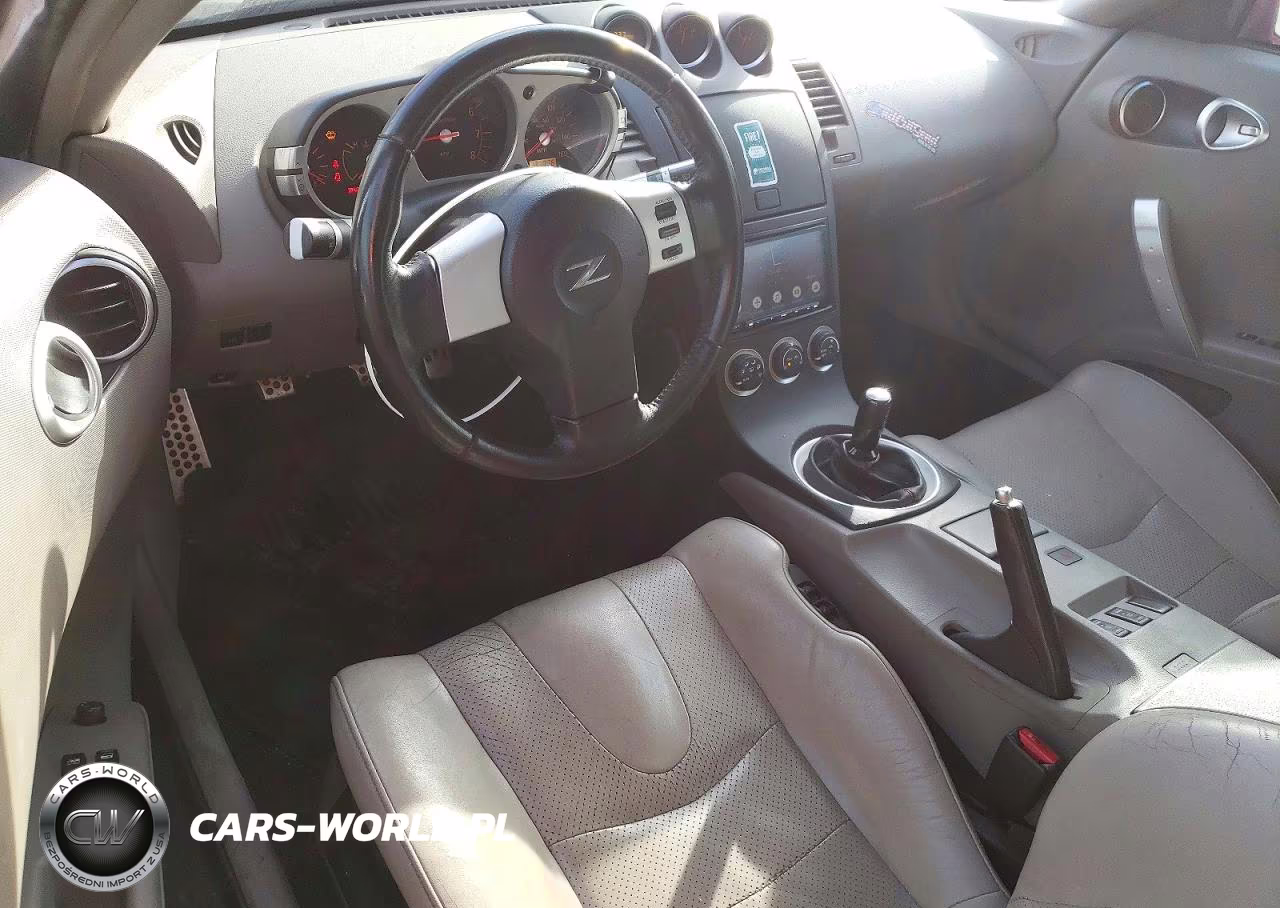 2005 Nissan 350Z Base VIN:JN1AZ34EX5M651883 - 8
