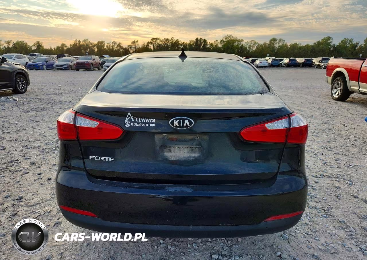 2016 Kia Forte Lx VIN:KNAFK4A61G5468618 - 6