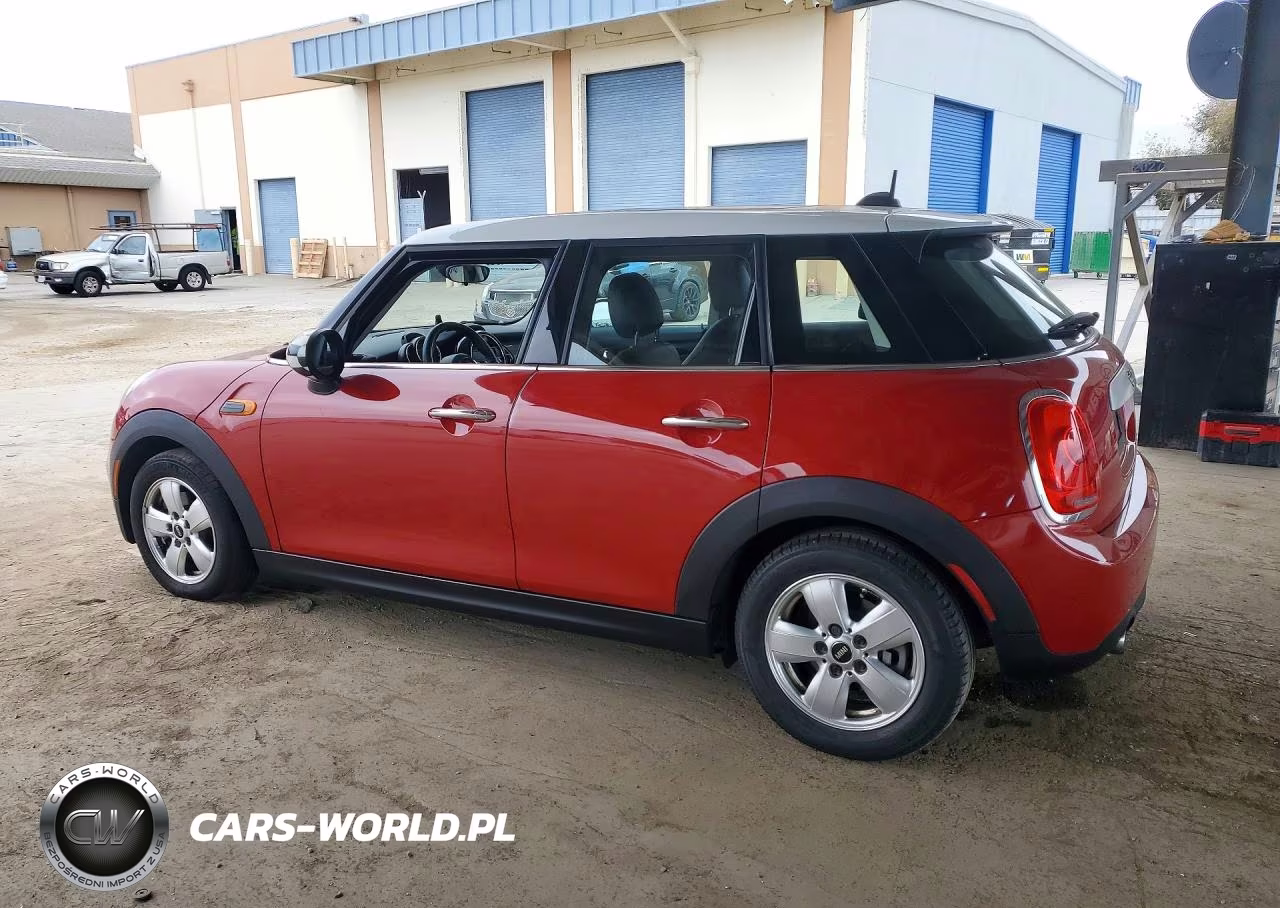 2015 Mini Cooper VIN:WMWXS5C59FT827934 - 2
