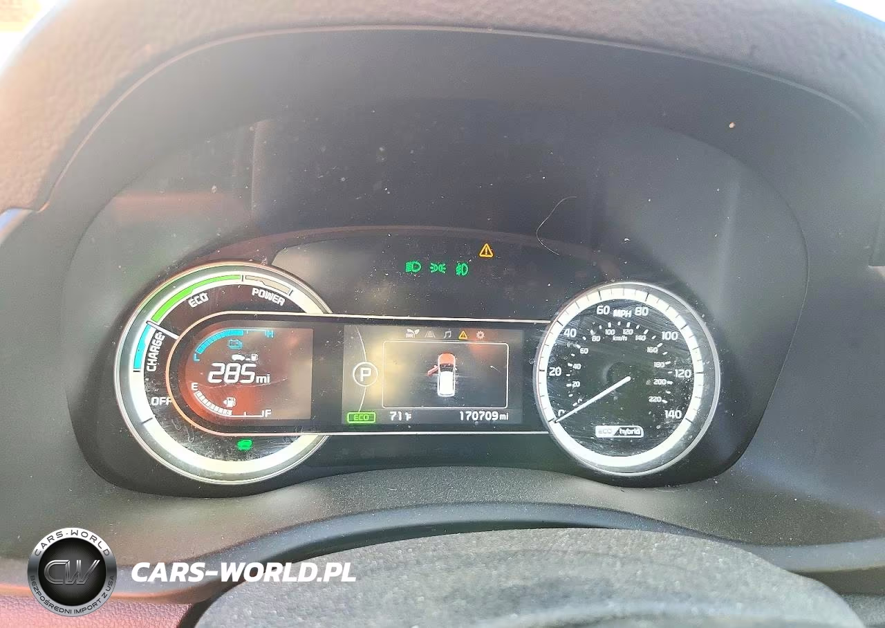 2018 Kia Niro Lx VIN:KNDCB3LC2J5203202 - 9