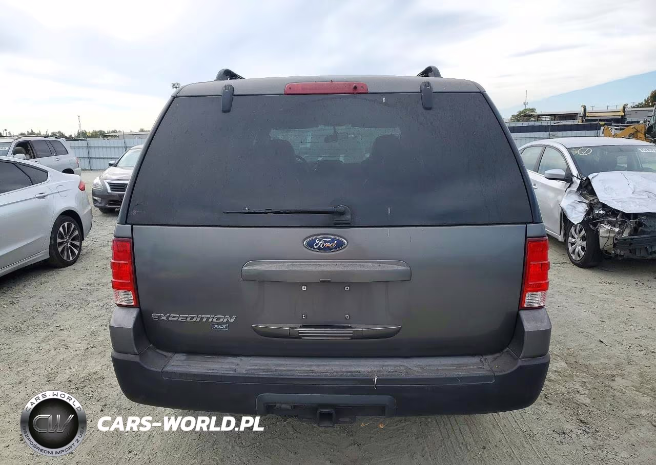 2005 Ford Expedition Xlt VIN:1FMPU15575LA20826 - 6