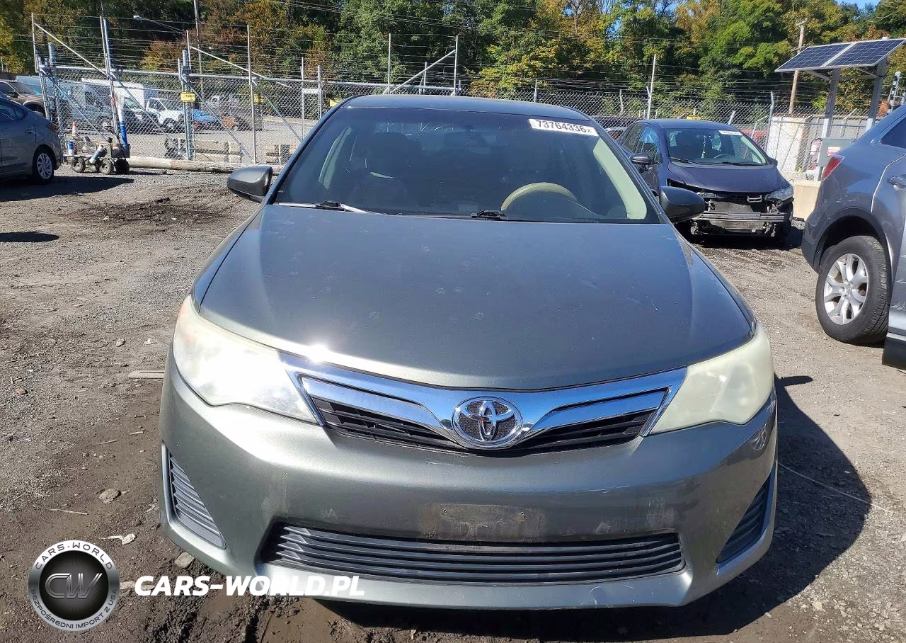 2014 Toyota Camry Le VIN:4T1BF1FK8EU833806 - 5