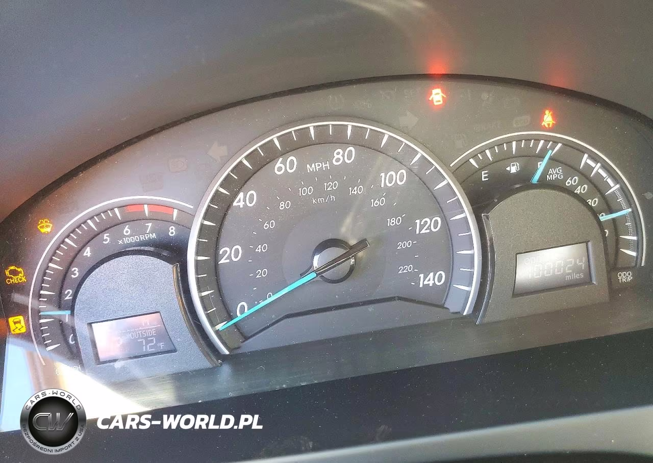 2014 Toyota Camry Le VIN:4T1BF1FK8EU833806 - 9
