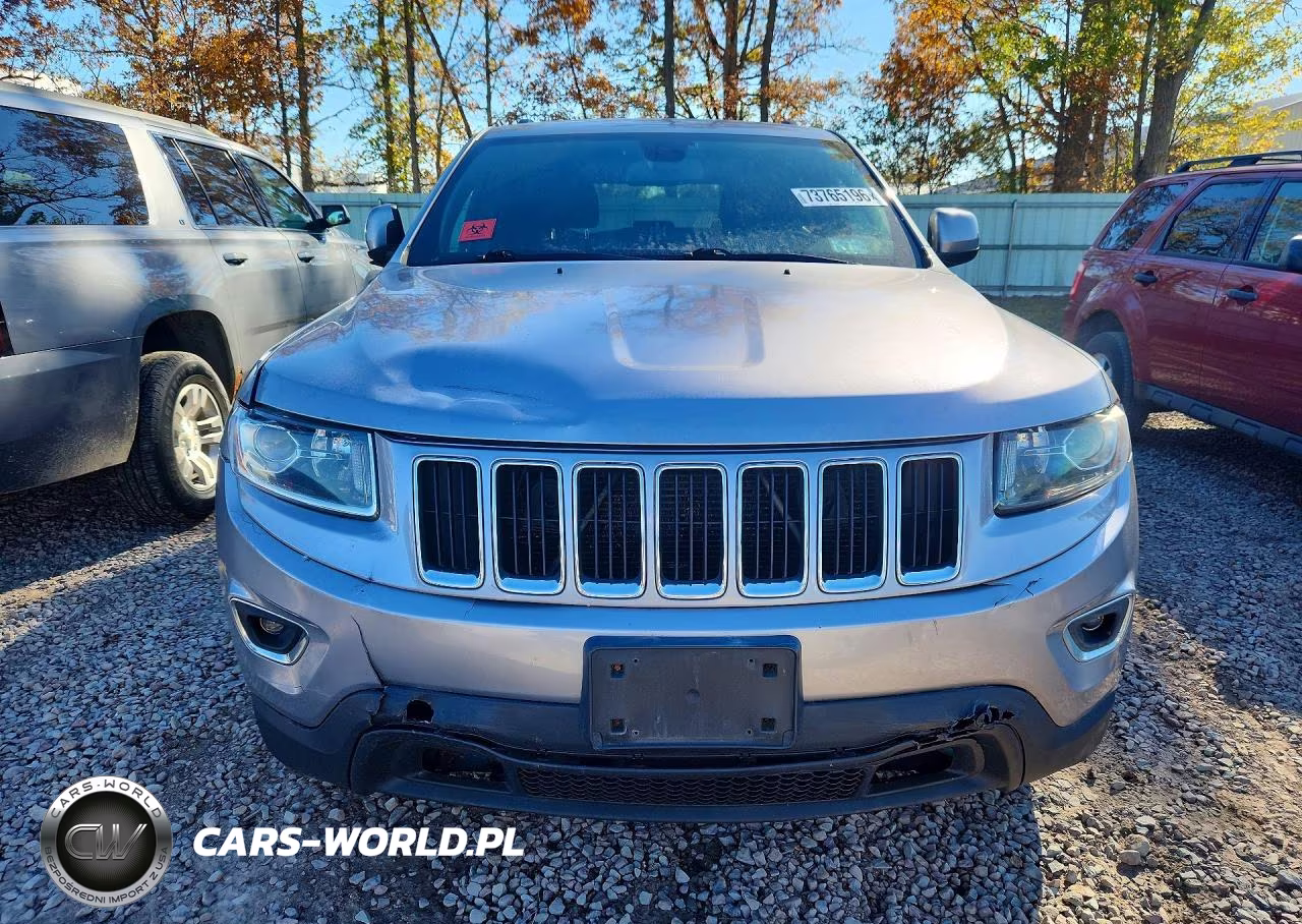 2014 Jeep Grand Cherokee Laredo VIN:1C4RJFAG4EC180852 - 5