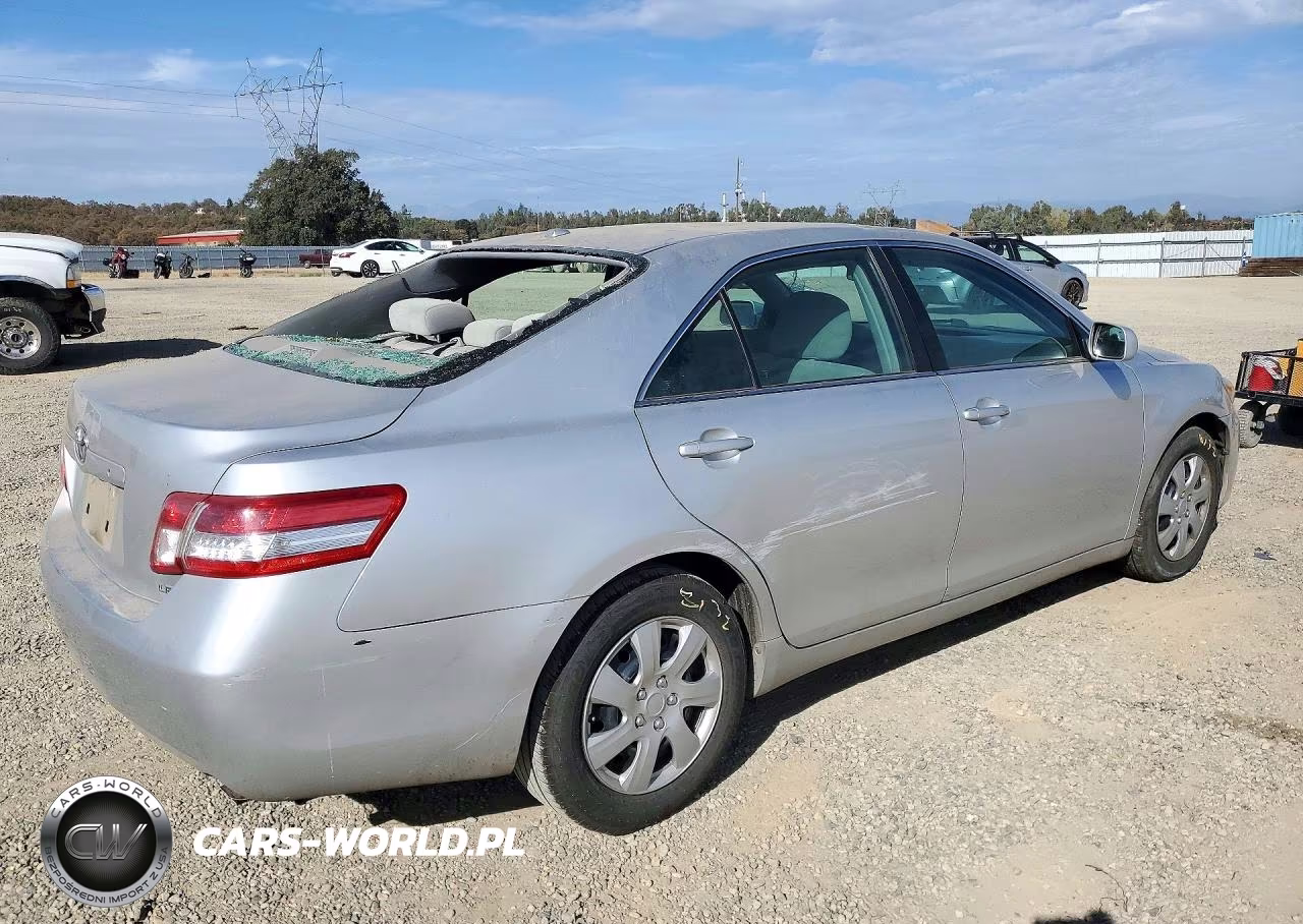 2011 Toyota Camry Le VIN:4T4BF3EKXBR138919 - 3
