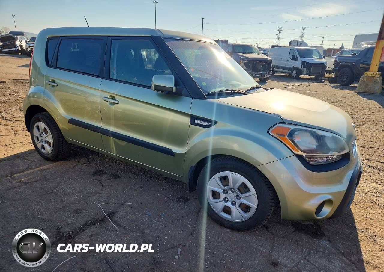 2012 Kia Soul Base VIN:KNDJT2A58C7443302 - 4