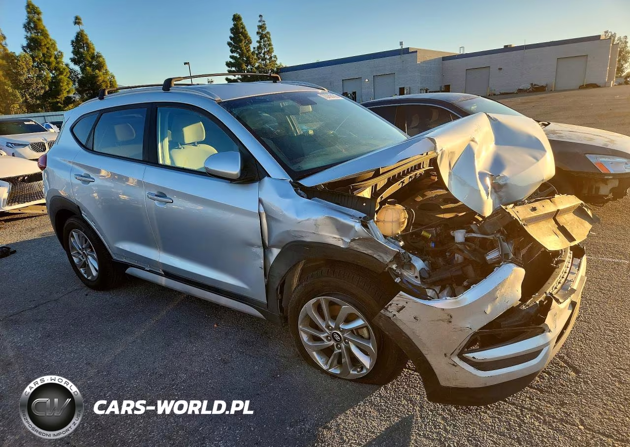 2018 Hyundai Tucson Sel VIN:KM8J33A44JU767564 - 4
