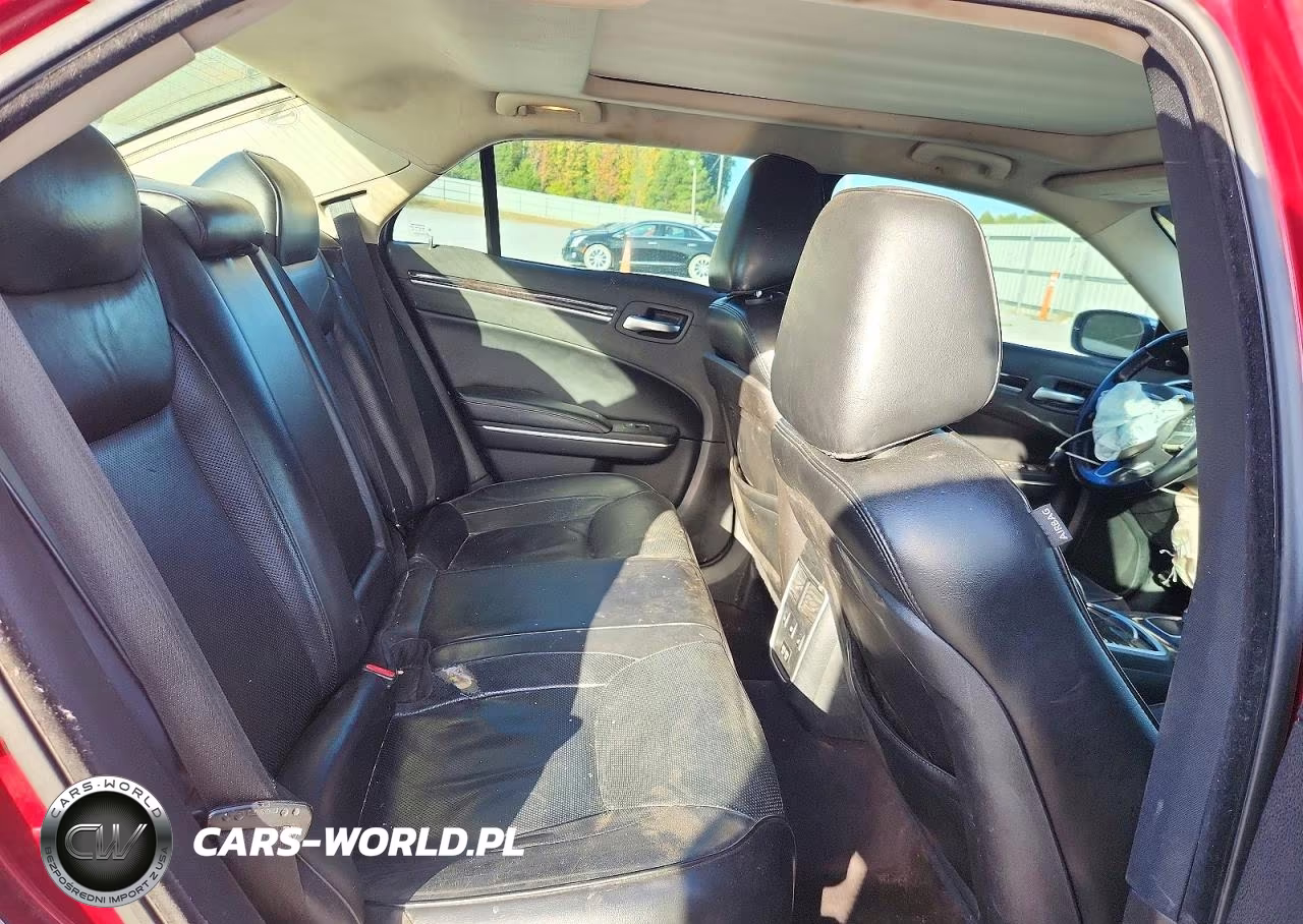 2017 Chrysler 300C VIN:2C3CCAEG2HH559898 - 10