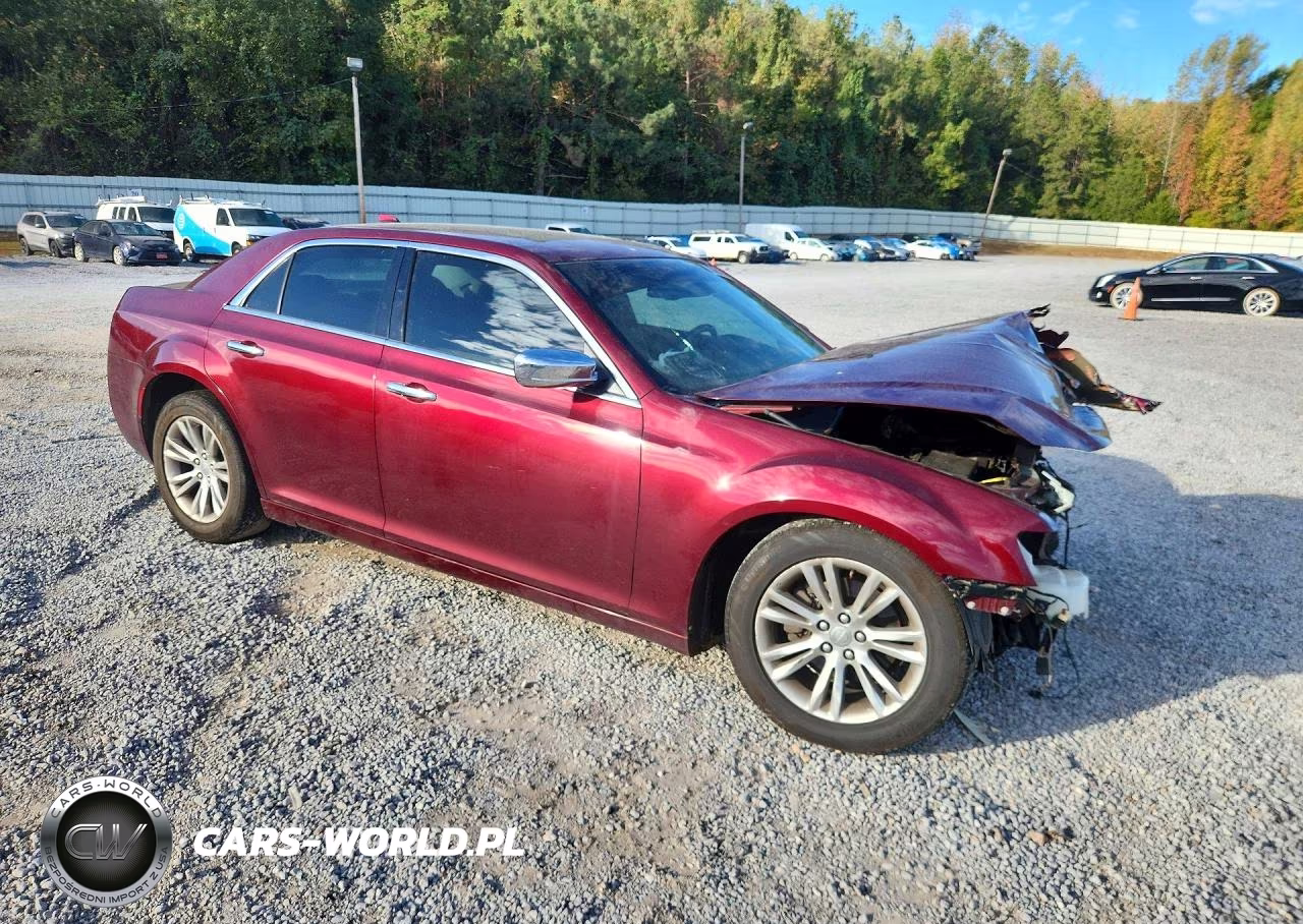 2017 Chrysler 300C VIN:2C3CCAEG2HH559898 - 4