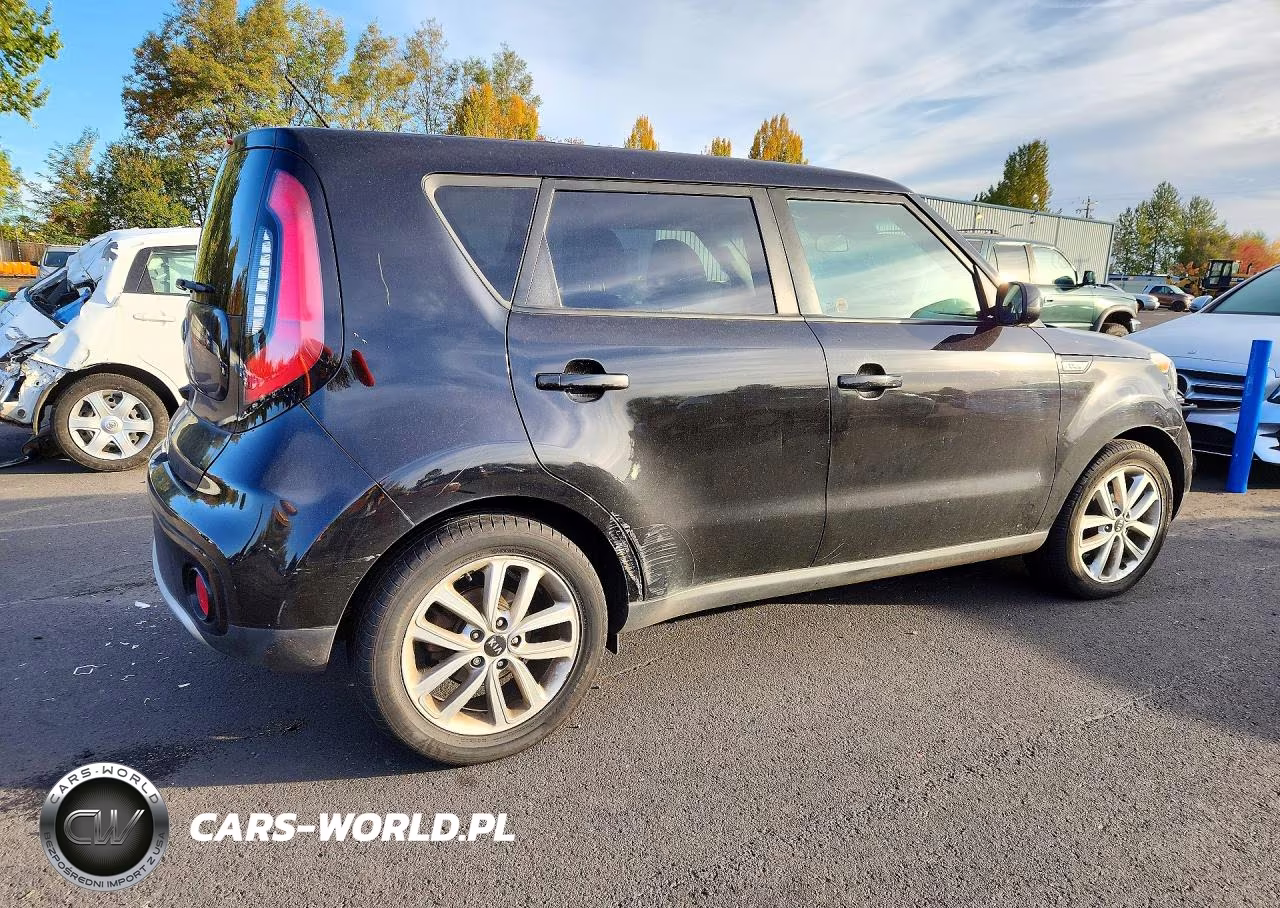 2018 Kia Soul + VIN:KNDJP3A5XJ7587926 - 3
