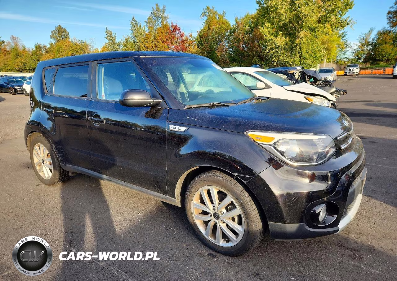 2018 Kia Soul + VIN:KNDJP3A5XJ7587926 - 4