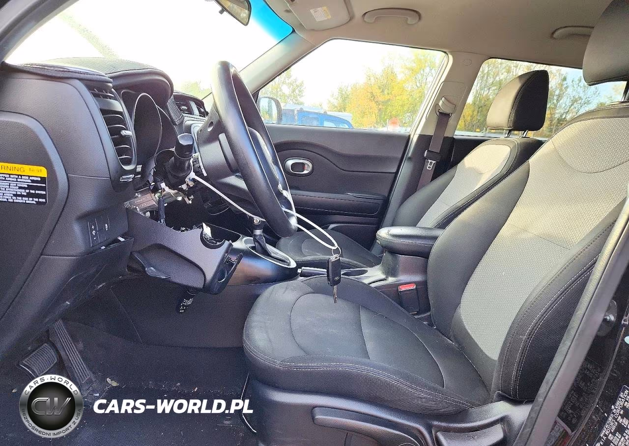 2018 Kia Soul + VIN:KNDJP3A5XJ7587926 - 7