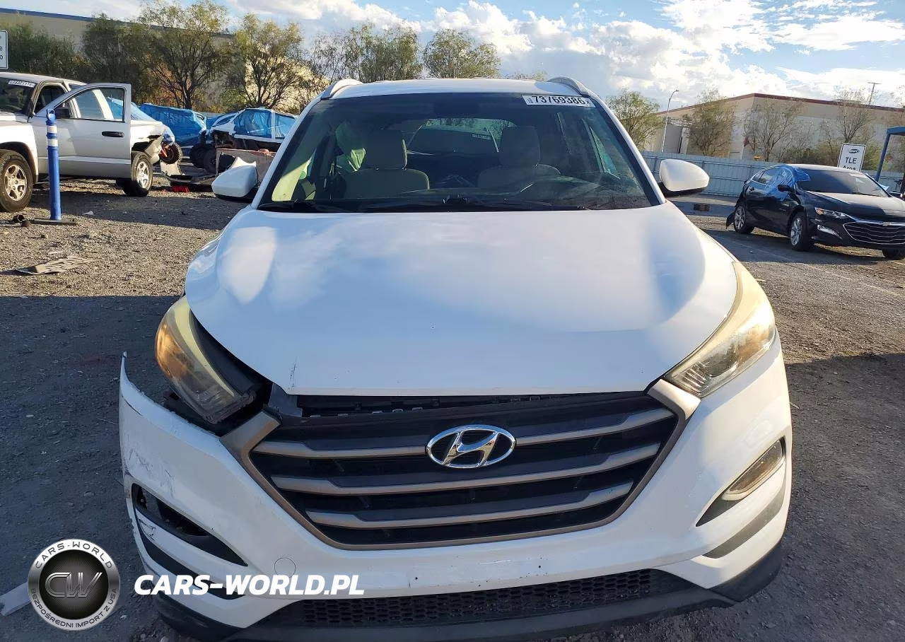 2016 Hyundai Tucson Se VIN:KM8J33A49GU032958 - 5